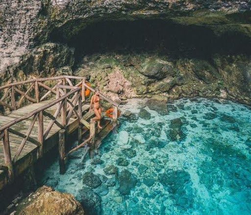 Hoyo Azul in Punta Cana