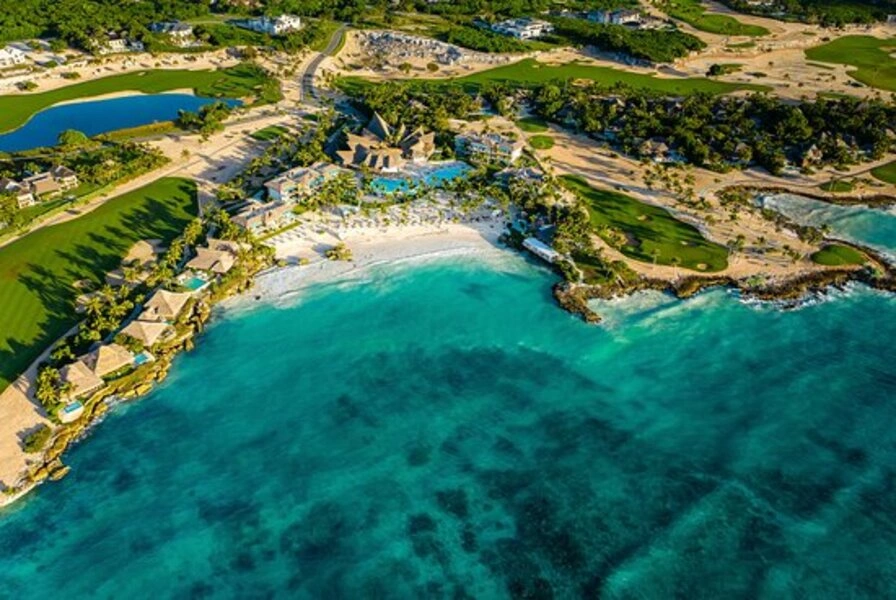 7. Eden Roc Cap Cana