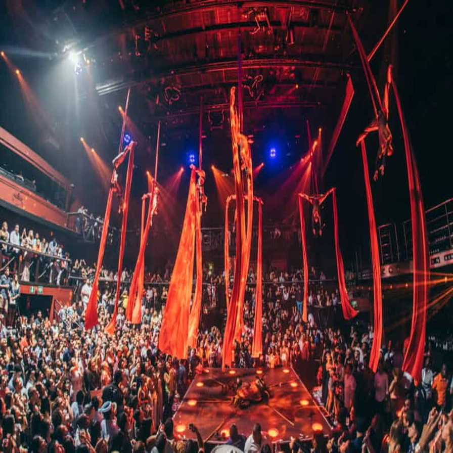 Coco Bongo Nightclub Experience