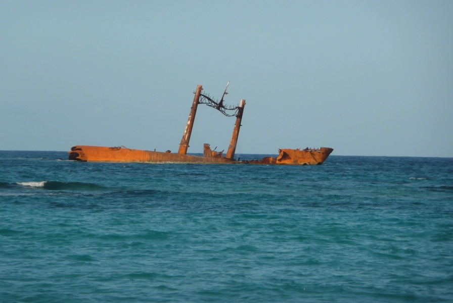 Exploring the Nearby Shipwreck (Astron Tanker)