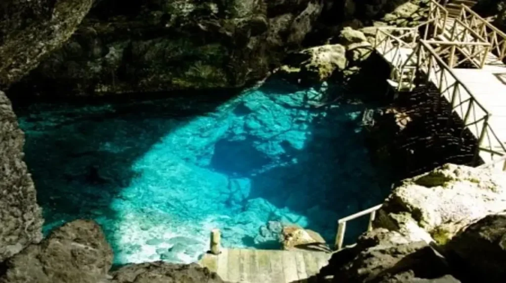 Blue Hole Punta Cana: Complete Guide to Hoyo Azul Cenote