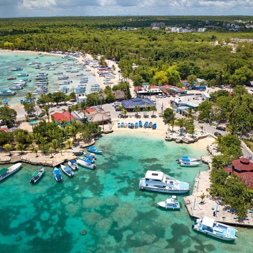 9 - Beautiful view of crystal waters of Punta Cana on our catamaran Punta Cana isla saona tour