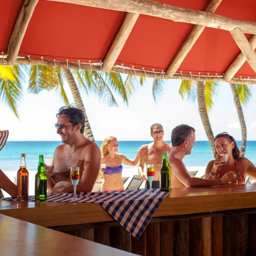 catamaran-open-bar-onboard