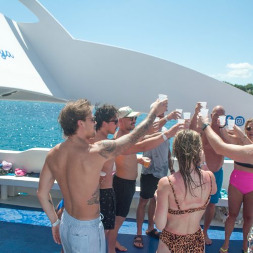 catamaran-party-onboard-sosua-puerto-plata