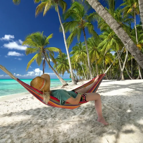 isla-saona-white-sand-beach