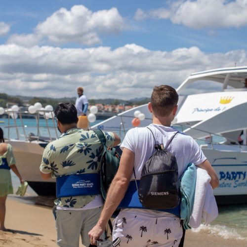 puerto-plata-boat-tour-boarding-catamaran